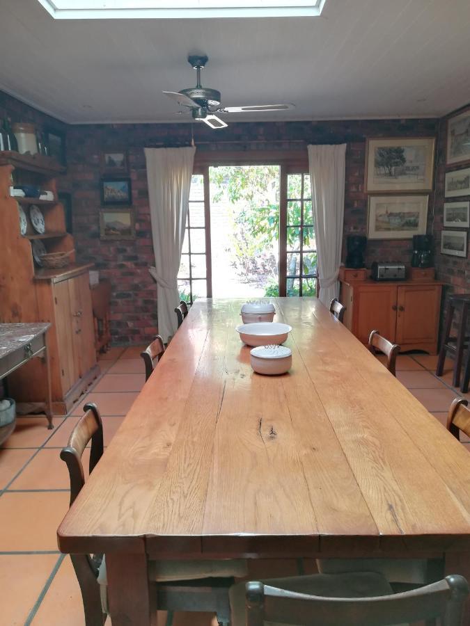 Le Petit Vignoble Bed & Breakfast Cape Town Exterior photo